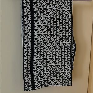 KORS Michael Kors Black and White Scarf